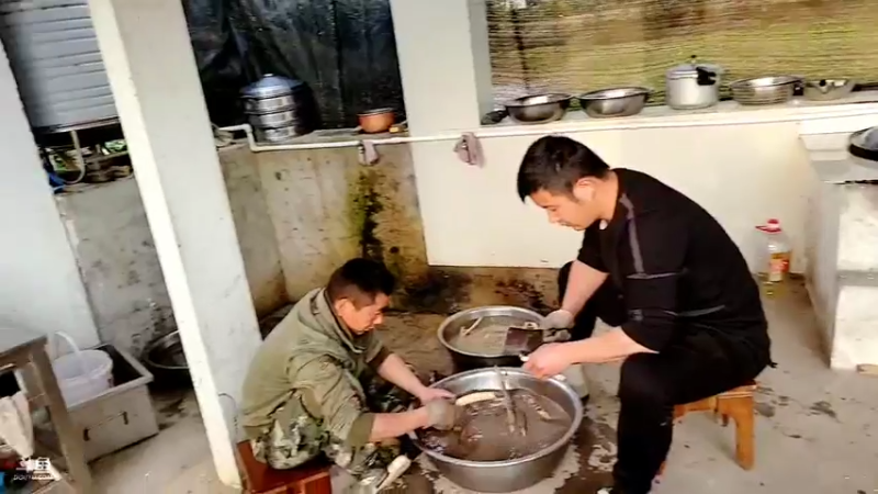 【2021-11-11 16点场】洪湖小肖：1个666卡牌子双倍经验