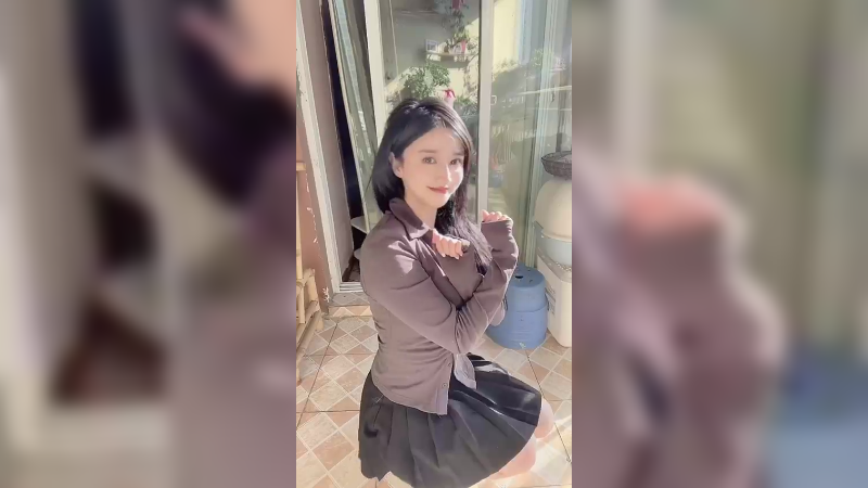 天气真好呀，跪着给大家跳个舞吧[鲨鱼娘喵喵]