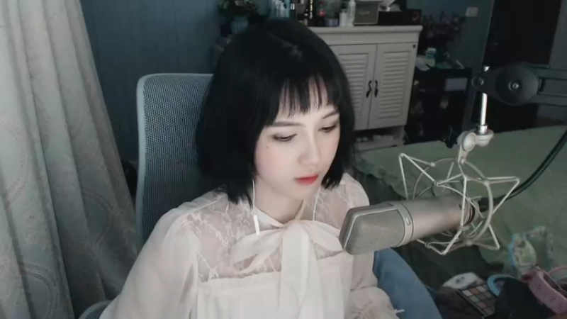 【2021-11-12 19点场】iu可可曾：今天唱会儿歌~ 83816