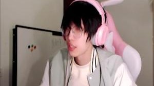 首届弹幕杯争霸赛，我要打十个！