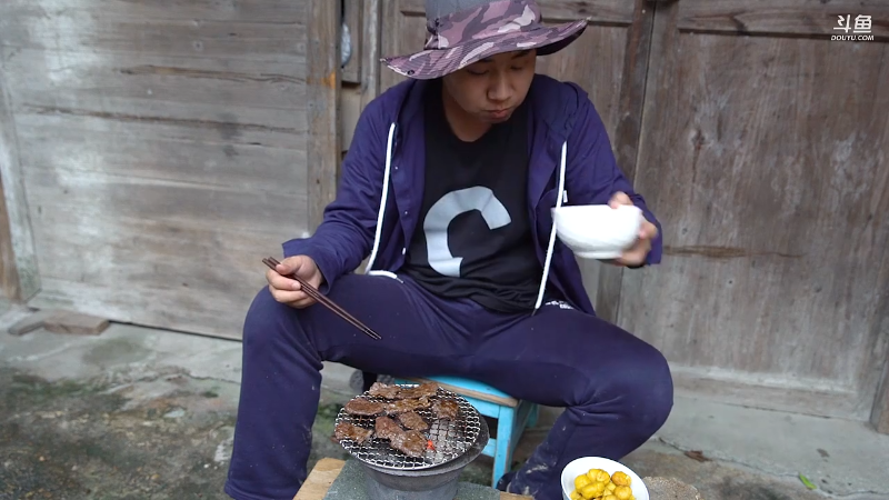 【美食】野食小哥的精彩时刻 20211114 13点场