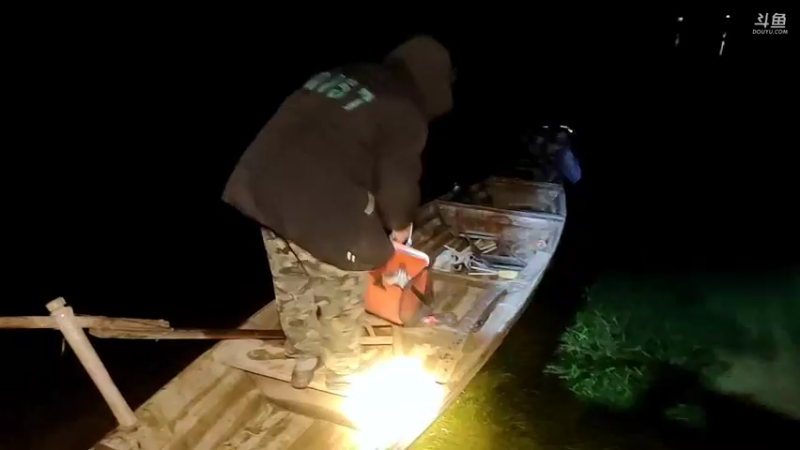 【2021-11-14 21点场】魅力生活i：水库继续干大板鲫鱼