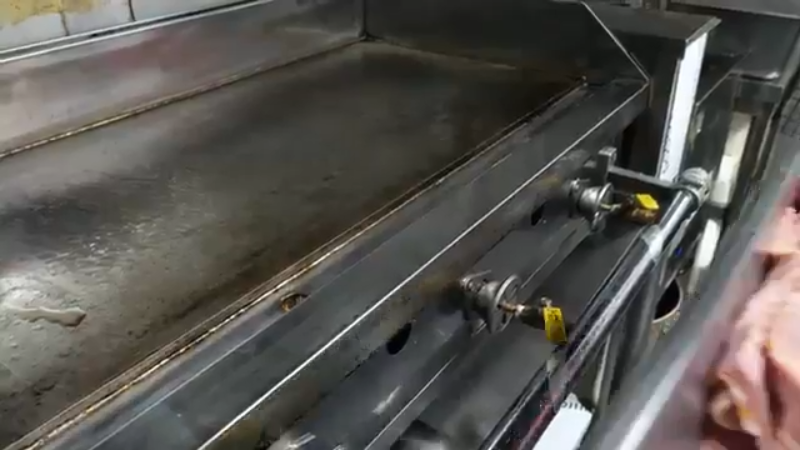 培根 鸡蛋 芝士 汉堡