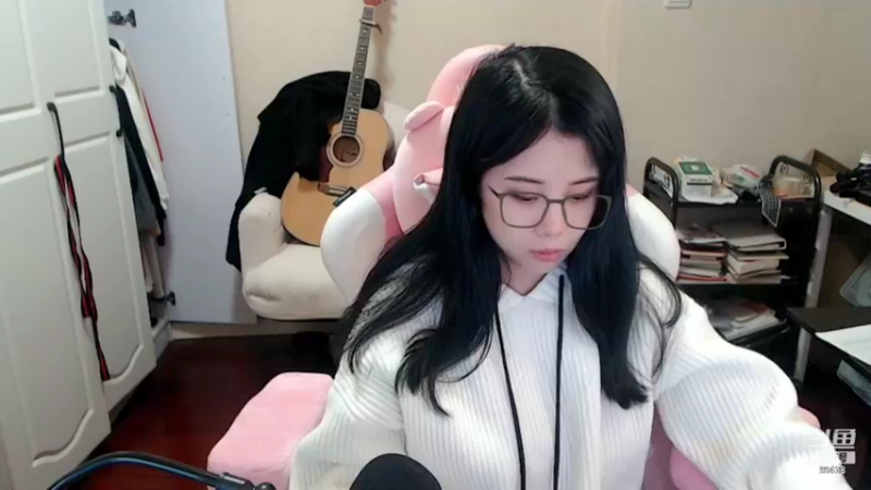 【2021-11-18 18点场】Mayuki小闲闲：小闲闲：炸弹Queen！