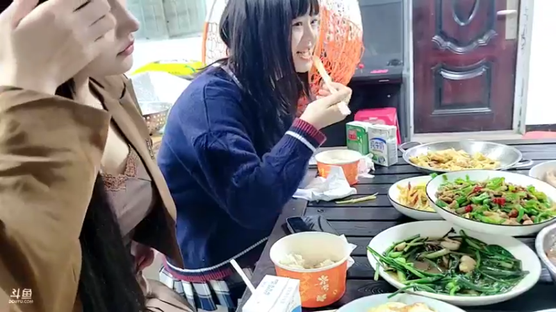 【2021-11-19 19点场】洪湖小肖：洪湖小鱼11月24生日快乐