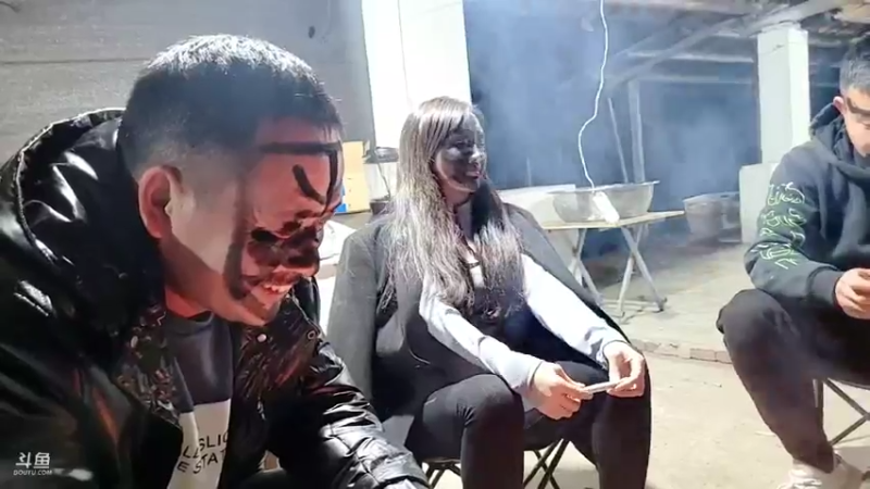 【2021-11-20 22点场】洪湖小肖：变形计之美食篇