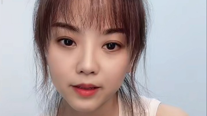 美女瑜伽