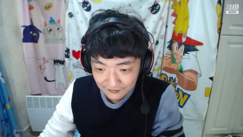 【2021-11-22 06点场】Sideny蛇：【8694】呜呜呜~看着直播收益流眼泪！