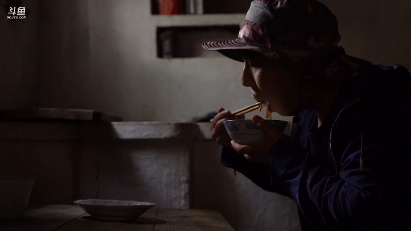 【美食】野食小哥的精彩时刻 20211122 01点场
