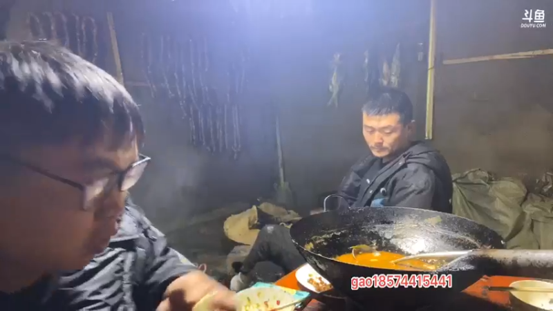 【2021-11-22 23点场】魅力生活i：宵夜美食聊天
