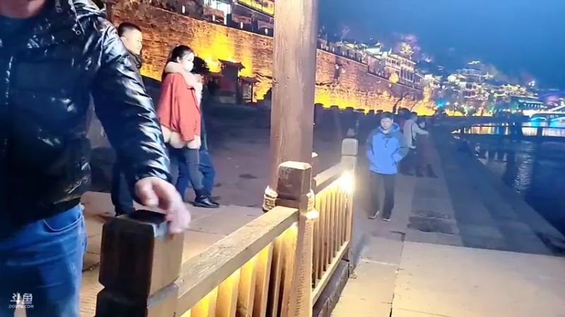 【2021-11-23 20点场】洪湖小肖：出发去湘西木子哥家3点半开播