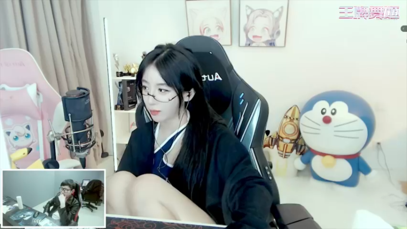 斗鱼王牌舞姬DDOUYU_5_2021_11_24_21_38_56