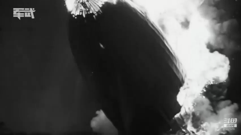【2021-11-24 20点场】军武直播：亮刃朝鲜 中美曾经的巅峰对决