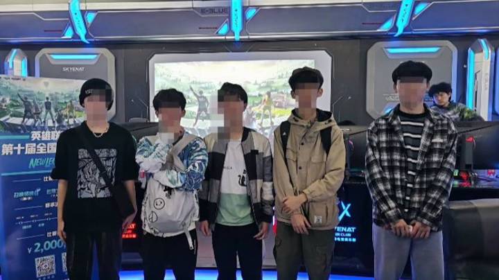 高校联赛海选赛 中国地质大学（武汉）对战华中师范大学、中南民族大学，侥幸取胜！！