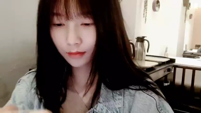 【2021-11-23 19点场】百变姑姑肖淑洁：做个无言的少女