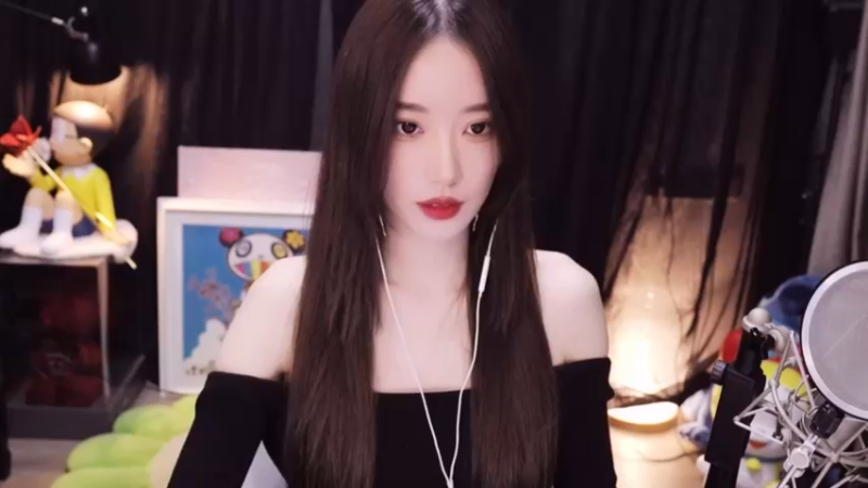 【2021-11-24 21点场】小苏菲：姐姐来拉拉拉