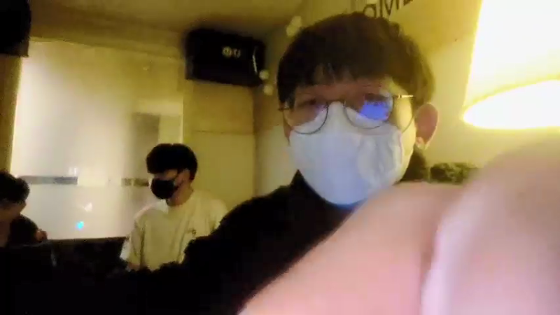【2021-11-26 16点场】GimGoon金贡：和khan一起ktv唱歌