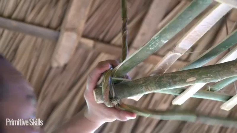 2KD39平民草鞋王13山野基地】《如果你一无所有 进入单人我的世界，自由荒野 离网乐园 全手工制作耕种 快乐野外生活》《如果你一无所有，进入荒野...》