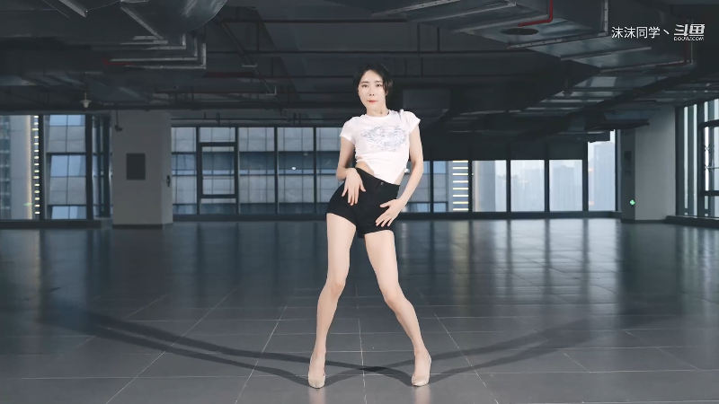 【舞蹈】沫沫同学丶的精彩时刻 20211126 13点场