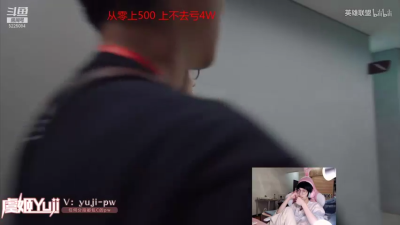 【2021-11-28 19点场】天灰灰qaq：新赛季4W战黑粉 韩服重回巅峰