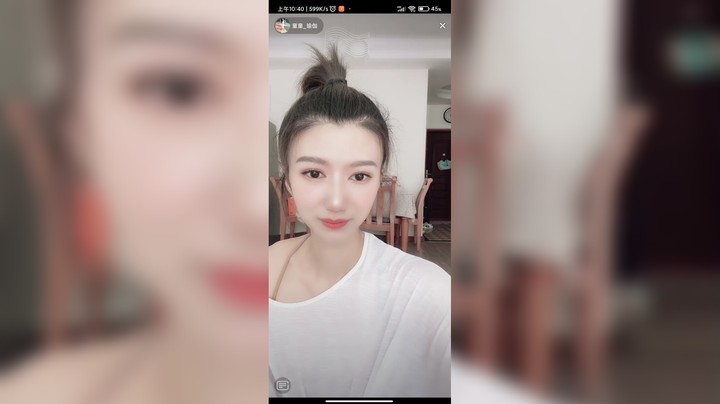 大爷也来学瑜伽