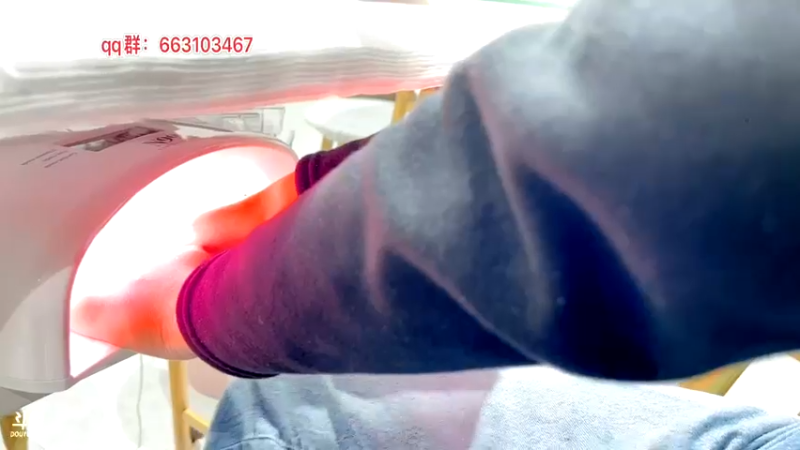 【2021-11-27 22点场】很嗯的雨薇：户外，看做指甲