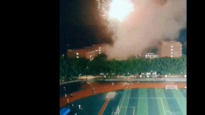 重庆移通学院的烟花