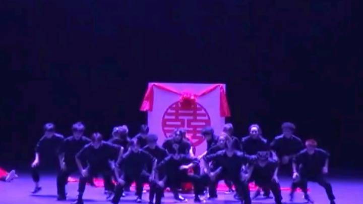 重庆移通学院校园舞蹈大赛压轴然炸节目《殙》