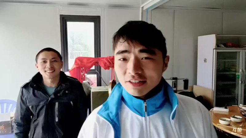 【2021-12-01 12点场】逐梦兄弟：今天提个座驾