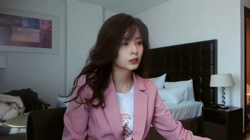 【2021-12-01 09点场】传情小小：cfs干活啦