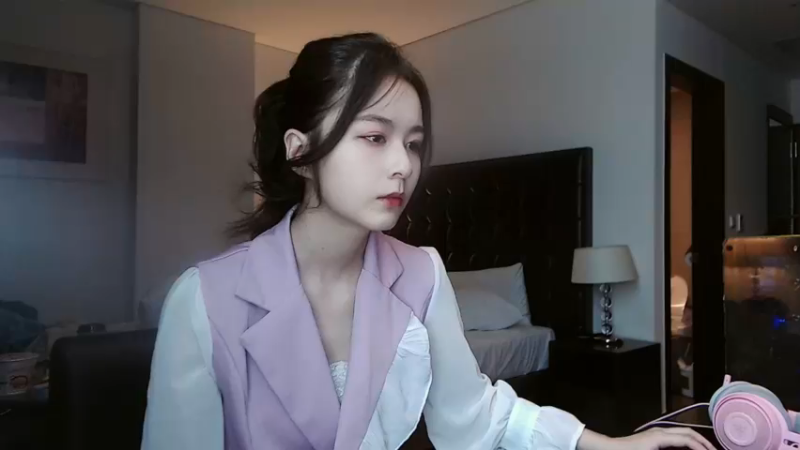 【2021-12-02 11点场】传情小小：cfs干活啦