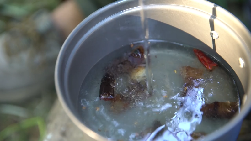 【美食】野食小哥的精彩时刻 20211202 11点场