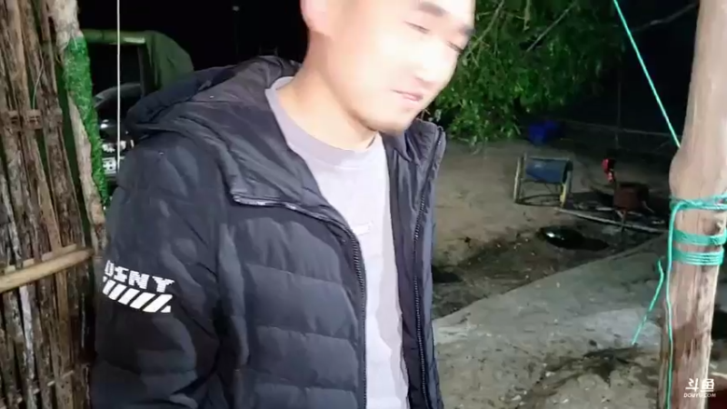 【2021-12-02 19点场】川味箩卜：欢迎757新成员天狗！