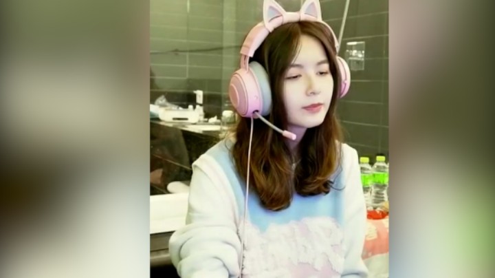 被队友搞无语的一天