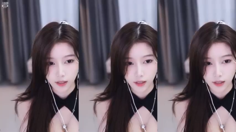 萌七啊丶_2021_11_29_性感热舞时间_15