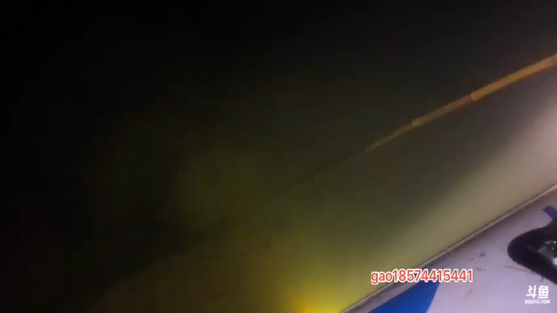 【2021-12-03 21点场】魅力生活i：晚上宵夜鱼杂火锅