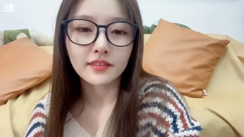 【2021-12-04 04点场】叶知秋Vanessa：叶知秋： 黄金双倍