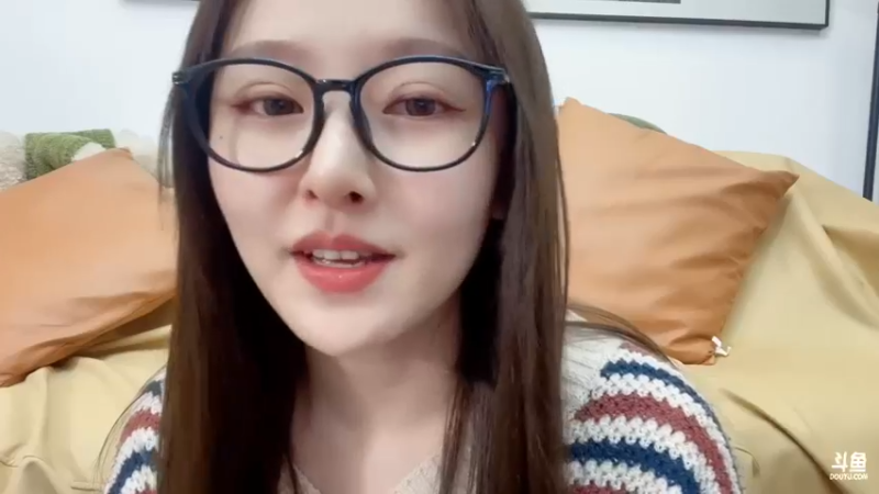 【2021-12-04 02点场】叶知秋Vanessa：叶知秋： 黄金双倍