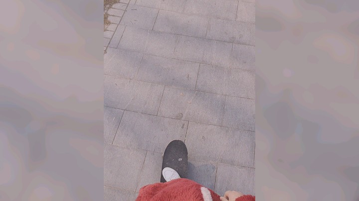 本来是很愉快的滑滑板