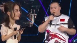 我传情小小主持多年，就没有见过抢工作的人