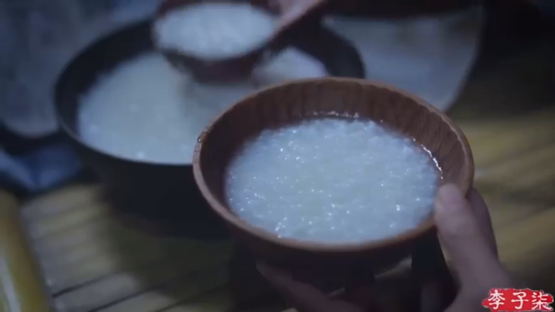 李子柒：白粥