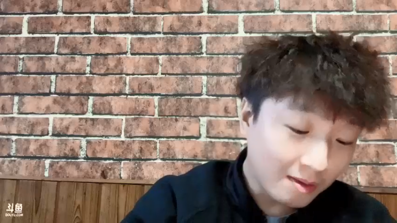【2021-12-06 00点场】白鲨xiubi丶：白鲨CFS加油中国队加油！！
