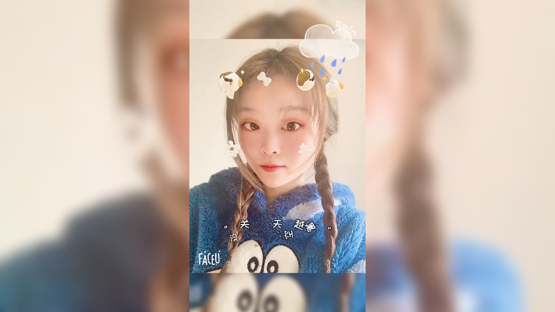 快乐的一只小萌喵，啦啦啦啦～快乐的小萌喵