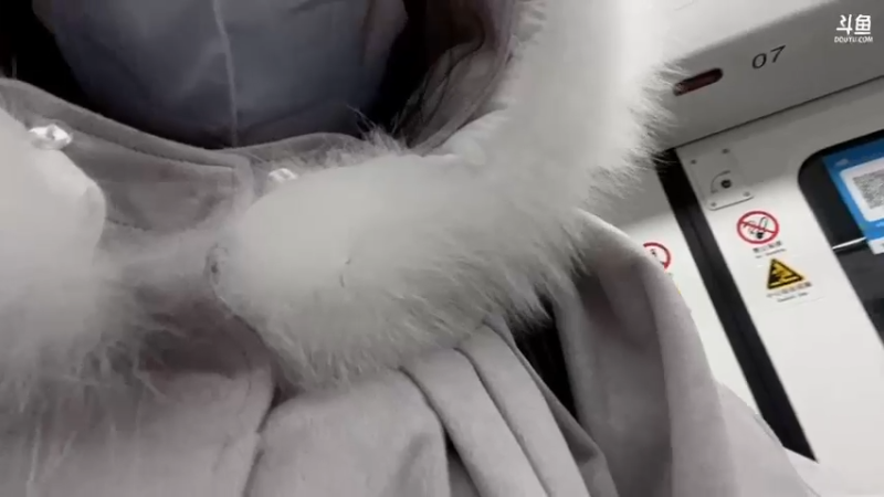 【2021-12-07 20点场】果小果是个弟弟：果小果：聊会