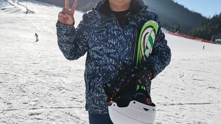 神农架国际滑雪场滑雪