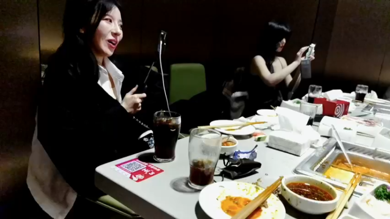 【2021-12-11 01点场】智勋勋勋勋：晚上8点密室直播！