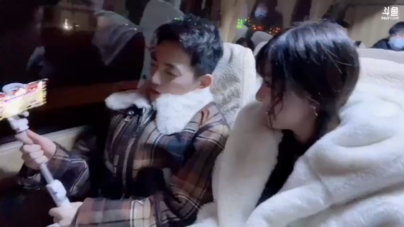 南波儿大魔王丶2021_12_10_户外直播录像