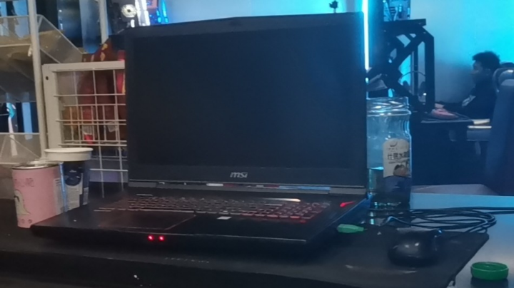 哎