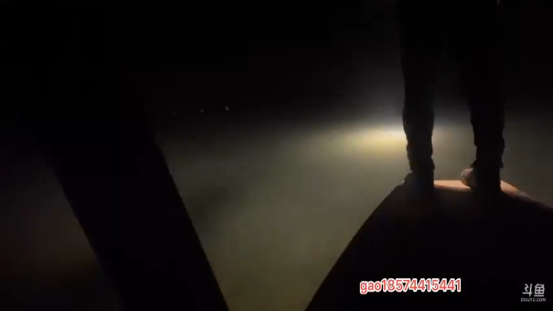 【2021-12-12 19点场】魅力生活i：今晚插河虾