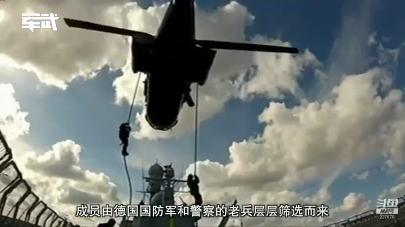 【2021-12-12 21点场】军武直播：亮刃朝鲜 中美曾经的巅峰对决